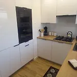 7 Pietro Apartment *